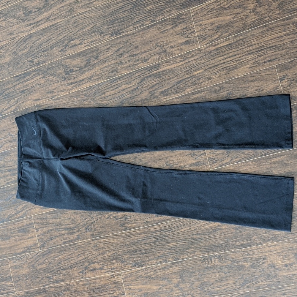 Nike Bootcut Legging